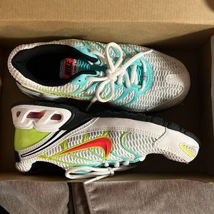 Women’s Air Max Torch 4 size 8. Worn once or twice. Great condition